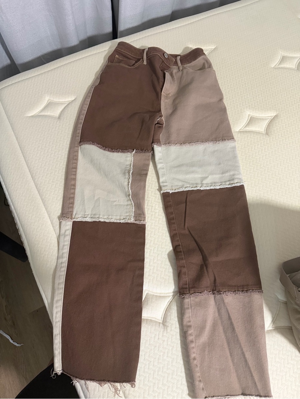 Hollister Two-Tone Patchwork Straight Leg Jeans in Brown & Cream